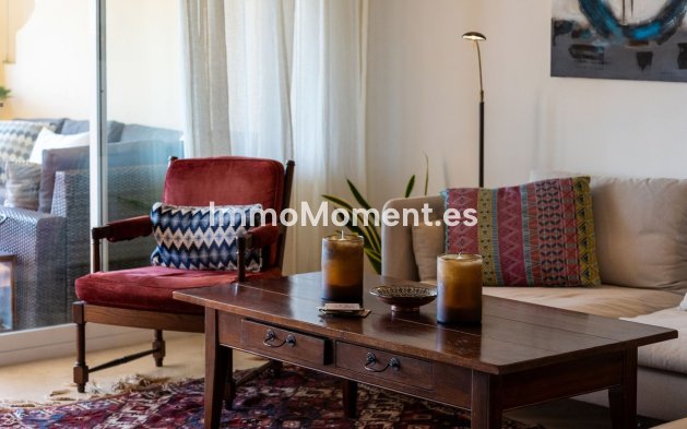 Wiederverkauf - Wohnung - Estepona  - Atalaya