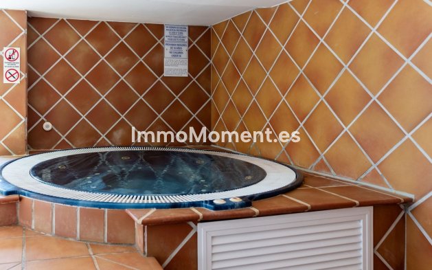 Wiederverkauf - Wohnung - Estepona  - Atalaya