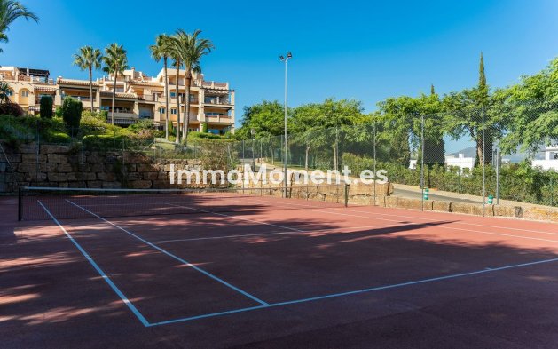 Wiederverkauf - Wohnung - Estepona  - Atalaya