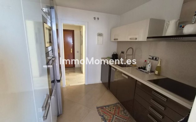 Wiederverkauf - Wohnung - Estepona  - Estepona Centro