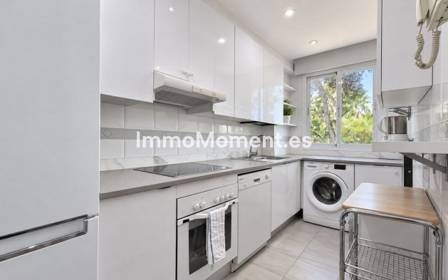 Wiederverkauf - Wohnung - Marbella - Nueva Andalucía