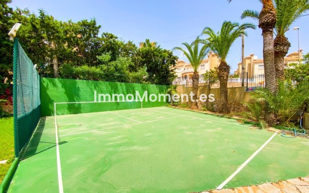 Wiederverkauf - Freistehende Villa - Orihuela Costa - Villamartín