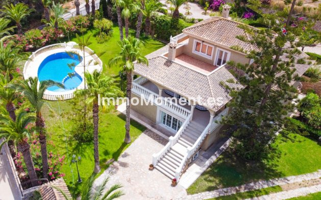 Wiederverkauf - Freistehende Villa - Orihuela Costa - Villamartín