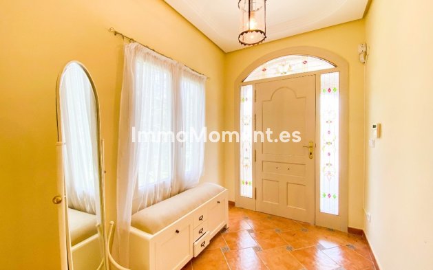 Wiederverkauf - Freistehende Villa - Orihuela Costa - Villamartín
