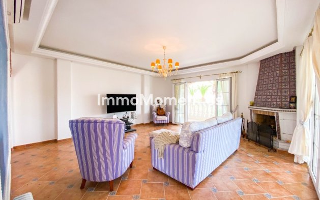 Wiederverkauf - Freistehende Villa - Orihuela Costa - Villamartín