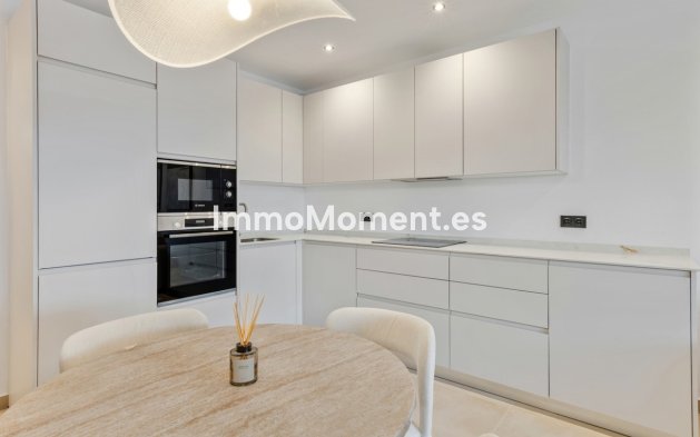 Wiederverkauf - Wohnung - Marbella - Nueva Andalucía