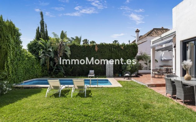Reventa - Villa independiente - Marbella - Nueva Andalucía