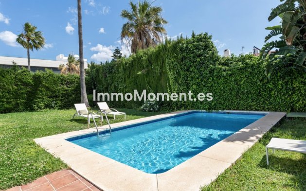 Reventa - Villa independiente - Marbella - Nueva Andalucía