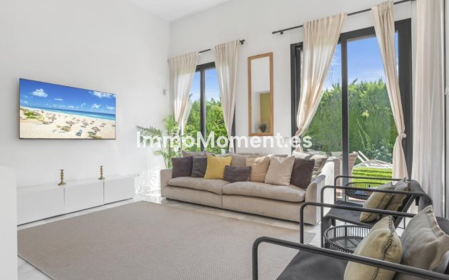 Reventa - Villa independiente - Marbella - Nueva Andalucía