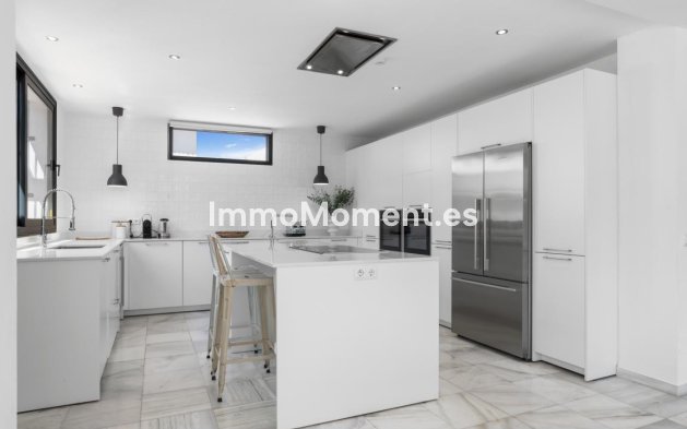 Reventa - Villa independiente - Marbella - Nueva Andalucía
