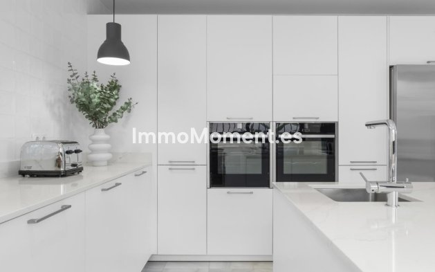 Reventa - Villa independiente - Marbella - Nueva Andalucía