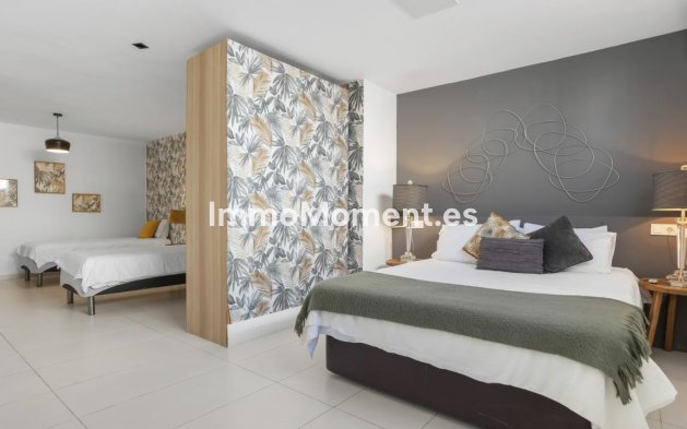 Reventa - Villa independiente - Marbella - Nueva Andalucía