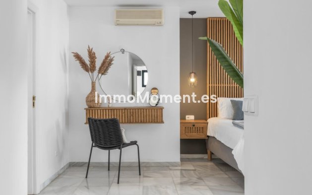 Reventa - Villa independiente - Marbella - Nueva Andalucía