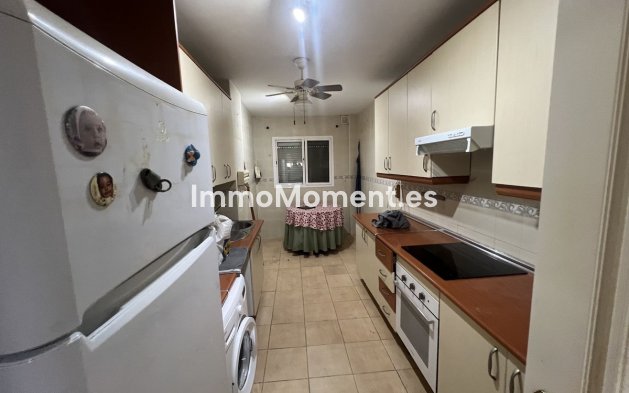 Wiederverkauf - Wohnung - Estepona  - Estepona Centro
