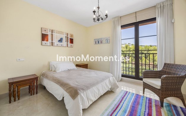 Resale - Apartment - Benahavís - Los Arqueros