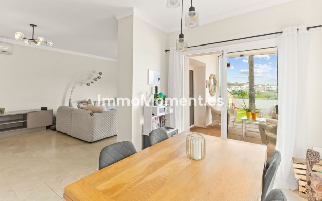 Reventa - Villa independiente - Estepona  - Estepona Centro
