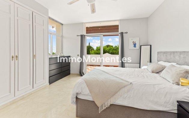 Reventa - Villa independiente - Estepona  - Estepona Centro