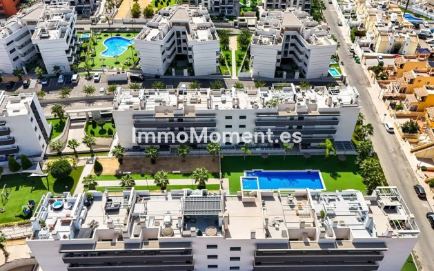 Wiederverkauf - Wohnung - Orihuela Costa - Villamartín