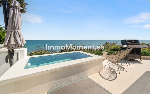 Wiederverkauf - Freistehende Villa - Estepona  - Estepona Centro