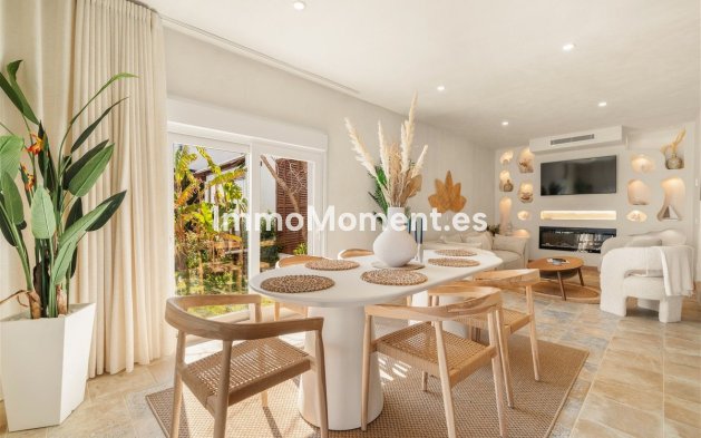 Wiederverkauf - Freistehende Villa - Estepona  - Estepona Centro