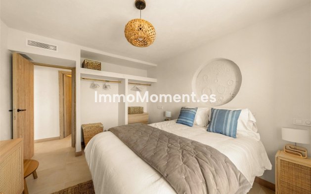 Wiederverkauf - Freistehende Villa - Estepona  - Estepona Centro