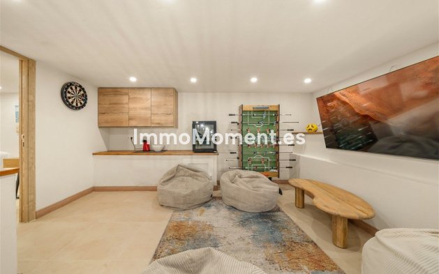 Wiederverkauf - Freistehende Villa - Estepona  - Estepona Centro