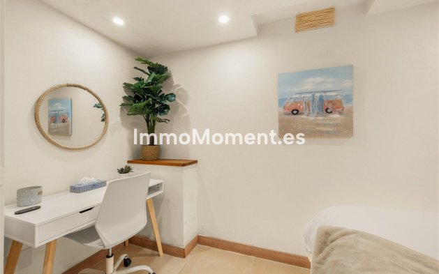 Wiederverkauf - Freistehende Villa - Estepona  - Estepona Centro