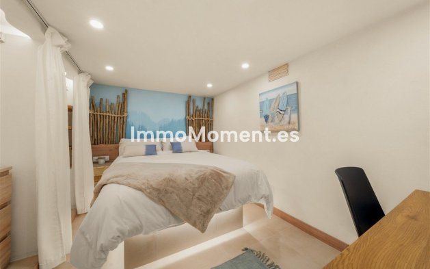 Wiederverkauf - Freistehende Villa - Estepona  - Estepona Centro
