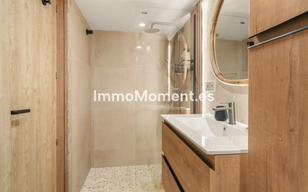 Wiederverkauf - Freistehende Villa - Estepona  - Estepona Centro