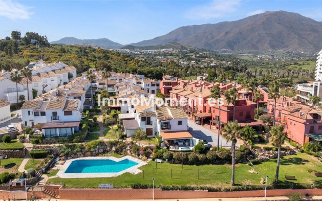 Wiederverkauf - Freistehende Villa - Estepona  - Estepona Centro