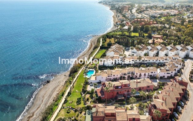 Wiederverkauf - Freistehende Villa - Estepona  - Estepona Centro
