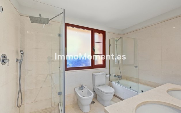 Reventa - Apartamento - Benahavís - Benahavís Centro