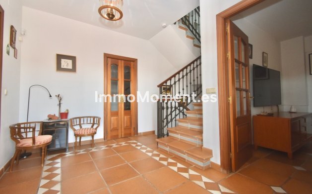 Reventa - Villa independiente - Interior  - Estacion de Cartama