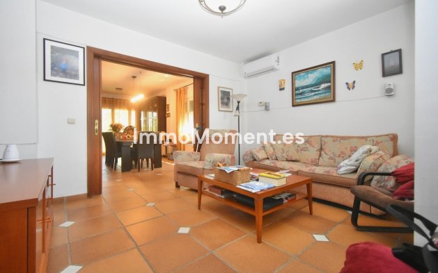 Reventa - Villa independiente - Interior  - Estacion de Cartama