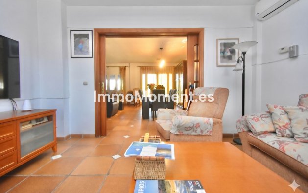 Reventa - Villa independiente - Interior  - Estacion de Cartama