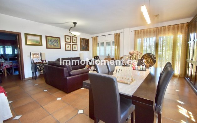Reventa - Villa independiente - Interior  - Estacion de Cartama