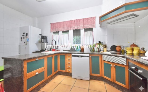 Reventa - Villa independiente - Interior  - Estacion de Cartama