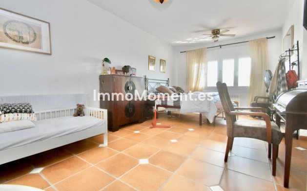 Reventa - Villa independiente - Interior  - Estacion de Cartama