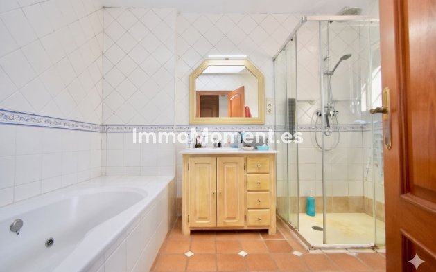 Reventa - Villa independiente - Interior  - Estacion de Cartama