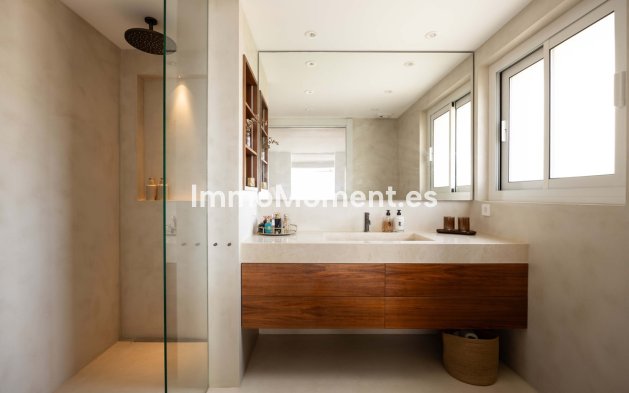 Wiederverkauf - Wohnung - Marbella - Nueva Andalucía
