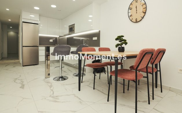 Wiederverkauf - Wohnung - Torrevieja - Torrevieja Centro