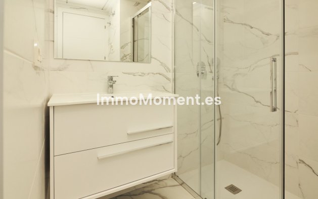 Wiederverkauf - Wohnung - Torrevieja - Torrevieja Centro