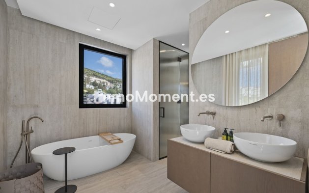 Wiederverkauf - Freistehende Villa - Benalmadena - Benalmadena Centro