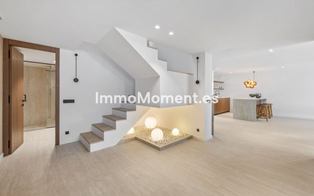 Wiederverkauf - Freistehende Villa - Benalmadena - Benalmadena Centro