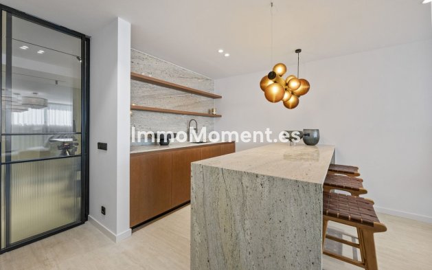 Wiederverkauf - Freistehende Villa - Benalmadena - Benalmadena Centro