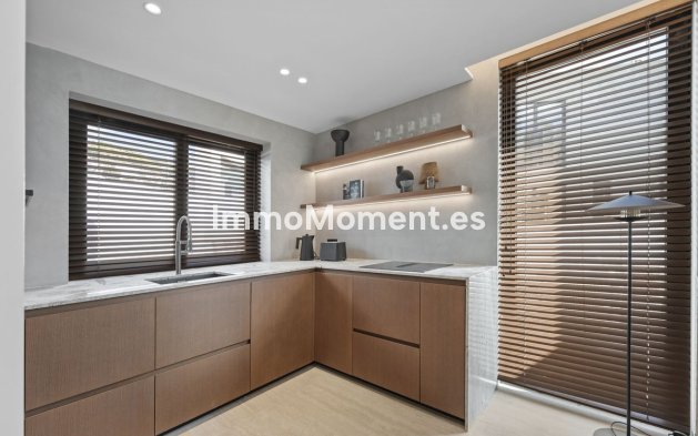 Wiederverkauf - Freistehende Villa - Benalmadena - Benalmadena Centro