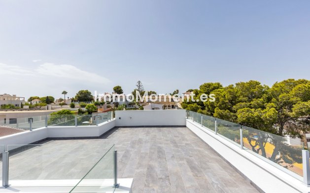 Wiederverkauf - Freistehende Villa - Torrevieja - Los Balcones - Los Altos del Edén