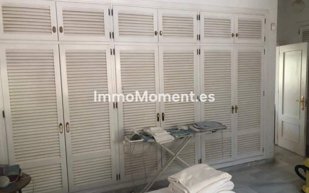Resale - Detached villa - Mijas Costa