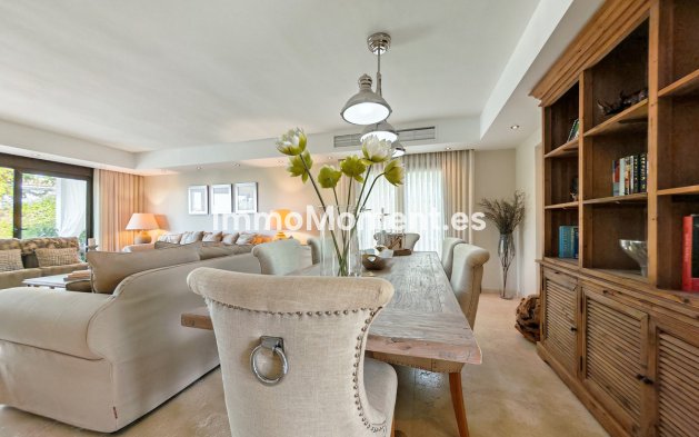 Resale - Detached villa - Mijas Costa - El Chaparral