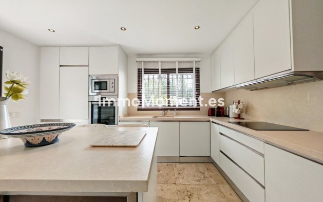 Resale - Detached villa - Mijas Costa - El Chaparral
